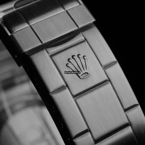 Beautiful Replica Rolex Submariner Date 16610lv 40mm Mens/unisex Watch - Image 8