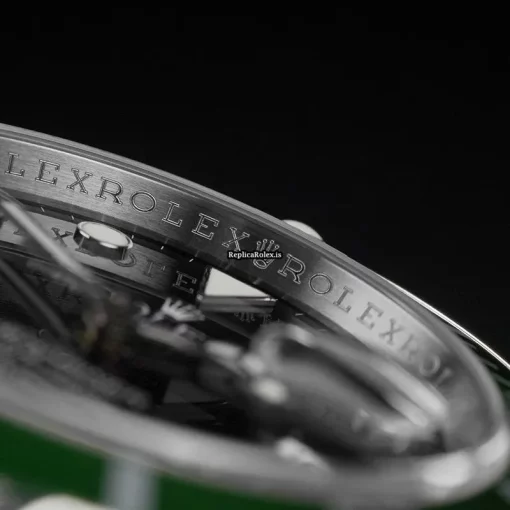 Beautiful Replica Rolex Submariner Date 16610lv 40mm Mens/unisex Watch - Image 9