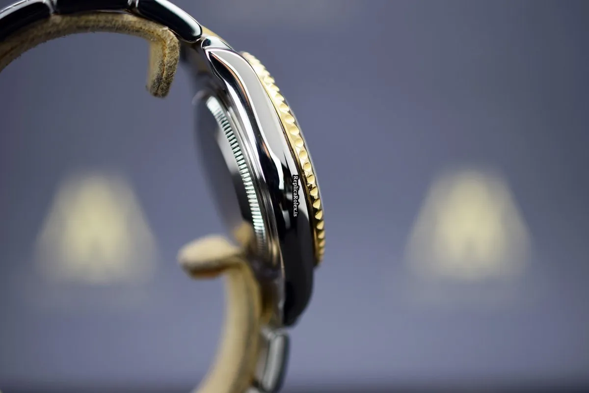 Fabulous Replica Rolex Yacht-master 168623 Caliber 2235-31 Automatic Movement 35mm Gold/steel Case Watch - Image 9