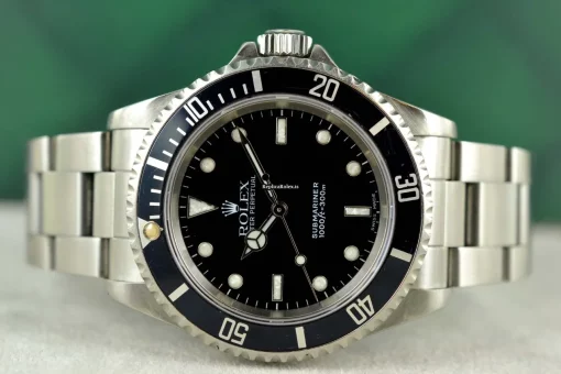 Amazing Copies Rolex Submariner 14060 Caliber 3000 Automatic Movement 40mm Steel Case Mens/unisex Watch