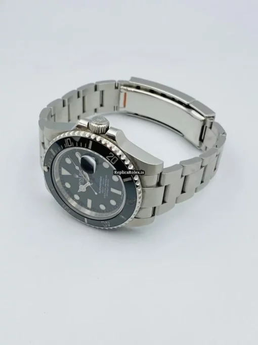 Excellent Replica Rolex Submariner Date 116610ln Caliber 3135 Automatic Movement 40mm Steel Case Mens/unisex Watch - Image 5