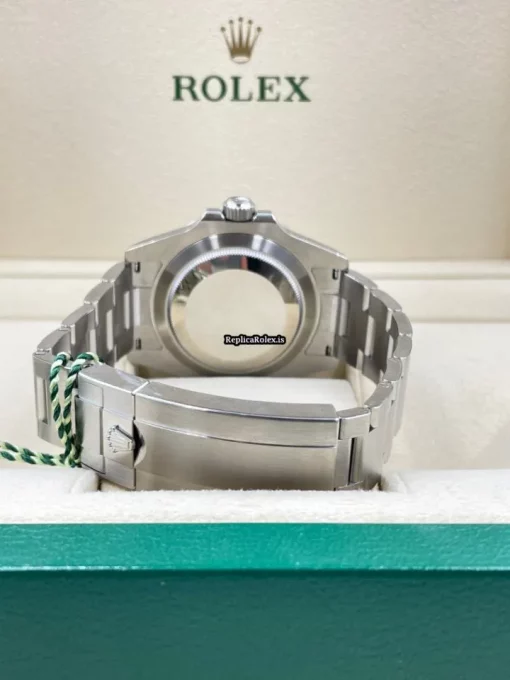 Superb Replica Rolex Submariner Date 126610ln Caliber 3235 Automatic Movement 41x40mm Steel Case Mens/unisex Watch - Image 10