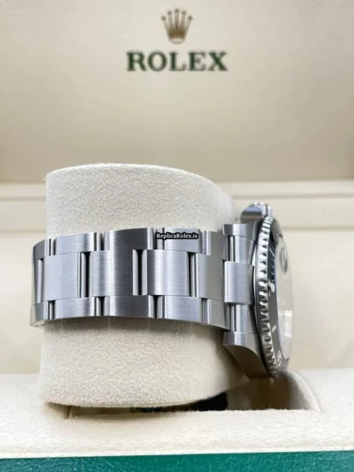 Superb Replica Rolex Submariner Date 126610ln Caliber 3235 Automatic Movement 41x40mm Steel Case Mens/unisex Watch - Image 9