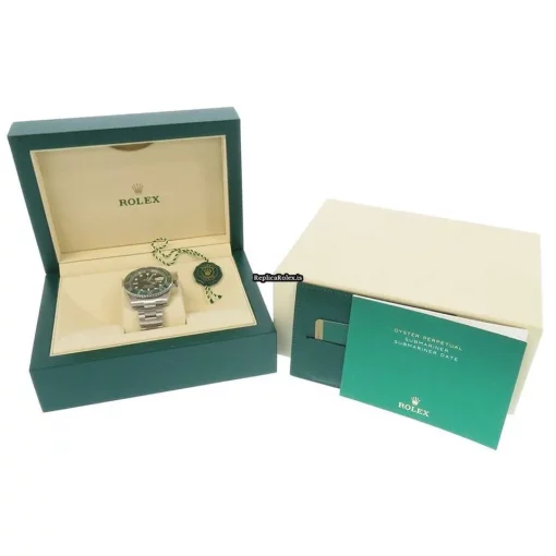 Incredible Replica Rolex Submariner Date 116610lv Caliber 3135 Automatic Movement 40mm Steel Case Mens/unisex Watch - Image 11