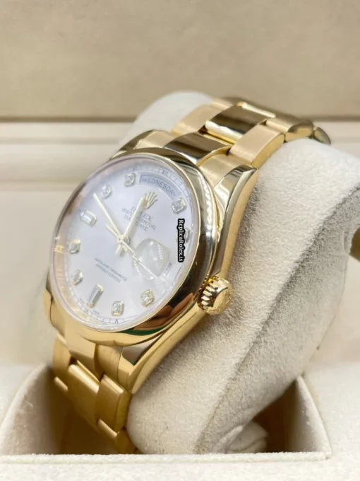 Distinctive Copies Rolex Day-date 36 118208 Caliber 3155 Automatic Movement 36mm Yellow Gold Case Mens/unisex Watch - Image 4
