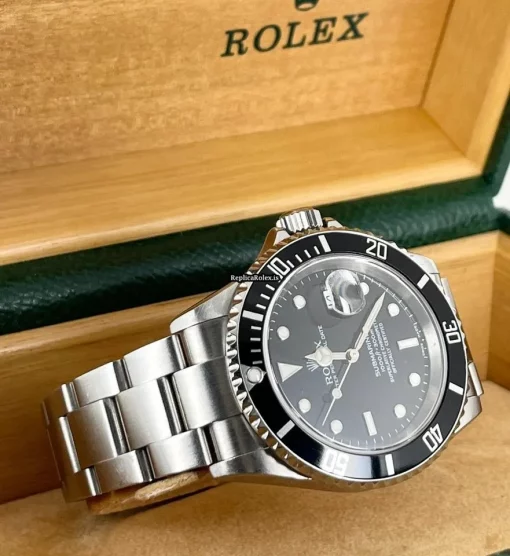 Stylish Copies Rolex Submariner Date 16610 Caliber 3135 Automatic Movement 40mm Steel Case Mens/unisex Watch - Image 4