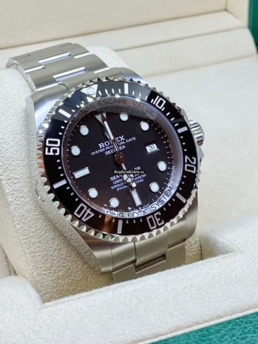 Excellent Fake Rolex Sea-dweller Deepsea 116660 Caliber 3135 Automatic Movement 44mm Steel Case Mens/unisex Watch - Image 2