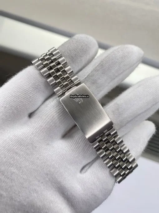 Fabulous Replica Rolex Datejust 16234 Caliber 3135 Automatic Movement 36mm Steel Case Mens/unisex Watch - Image 8