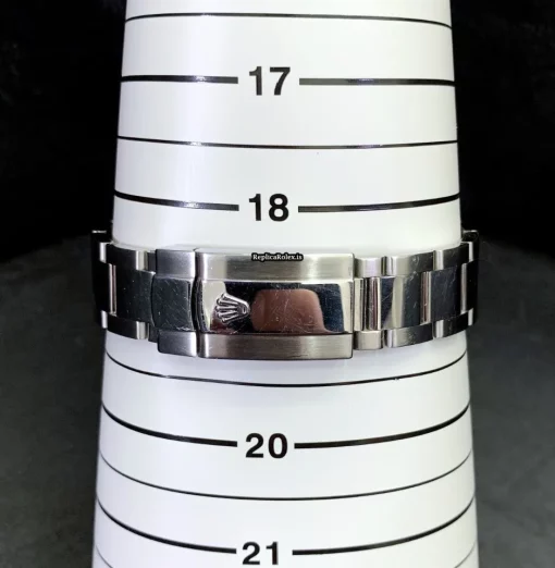 Popular Replica Rolex Milgauss 116400gv Caliber 3131 Automatic Movement 40mm Steel Case Mens/unisex Watch - Image 7