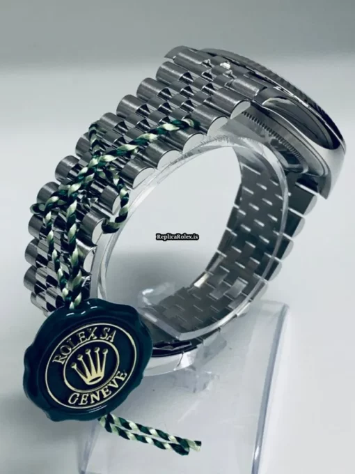 Terrific Replica Rolex Datejust 126334 Automatic Movement 41mm Steel Case Mens/unisex Watch - Image 4