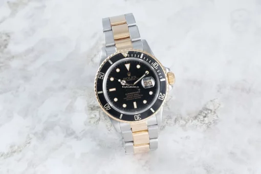 Design Replica Rolex Submariner Date 16803 Caliber 3035 Automatic Movement 40mm Gold/steel Case Mens/unisex Watch - Image 2