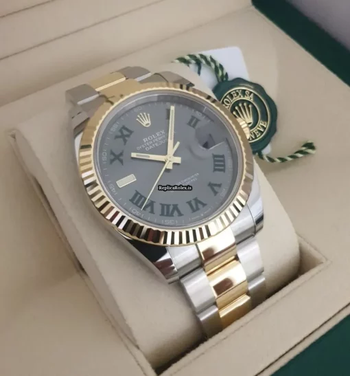 Nice Replica Rolex Datejust 126333 Caliber 3235 Automatic Movement 41mm Gold/steel Case Mens/unisex Watch - Image 2