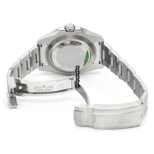 Stylish Replicas Rolex Submariner Date 116610lv Caliber 3135 Automatic Movement 40mm Steel Case Watch - Image 4