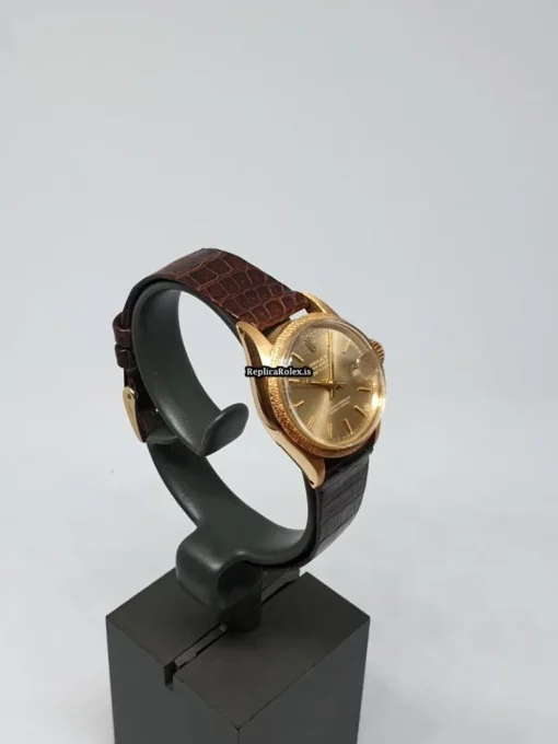 Fabulous Replica Rolex Datejust 6701 Automatic Movement 26mm Yellow Gold Case Womens Watch - Image 2