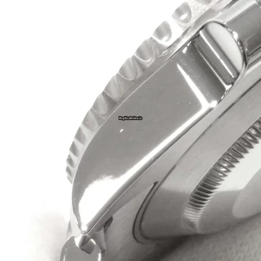 Remarkable Replica Rolex Submariner Date 116610lv Caliber 3135 Automatic Movement 40mm Steel Case Mens/unisex Watch - Image 6