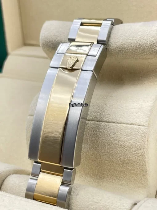 Great Fake Rolex Submariner Date 116613ln Caliber 3135 Automatic Movement 40mm Gold/steel Case Mens/unisex Watch - Image 11