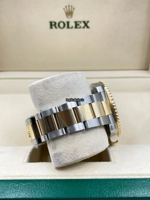 Great Fake Rolex Submariner Date 116613ln Caliber 3135 Automatic Movement 40mm Gold/steel Case Mens/unisex Watch - Image 9