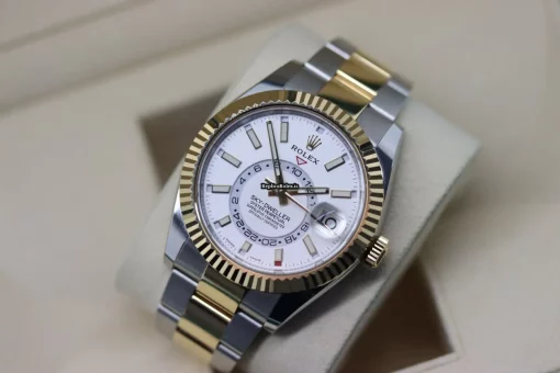 Pleasing Fake Rolex Sky-dweller 326933 Caliber 9001 Automatic Movement 42mm Gold/steel Case Mens/unisex Watch - Image 11