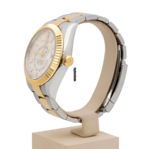 Amazing Fake Rolex Sky-dweller 326933 Automatic Movement 42mm Gold/steel Case Mens/unisex Watch - Image 4