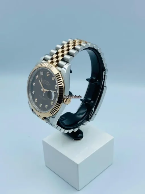 Quality Fake Rolex Datejust II 126331 Caliber 3235 Automatic Movement 41mm Gold/steel Case Mens/unisex Watch - Image 3