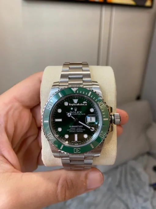 Perfect Replica Rolex Submariner Date 116610lv Caliber 3135 Automatic Movement 40mm Steel Case Mens/unisex Watch - Image 11