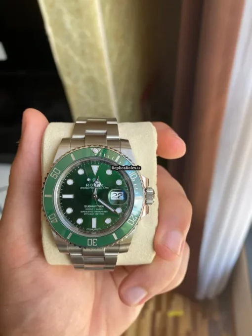 Perfect Replica Rolex Submariner Date 116610lv Caliber 3135 Automatic Movement 40mm Steel Case Mens/unisex Watch - Image 2