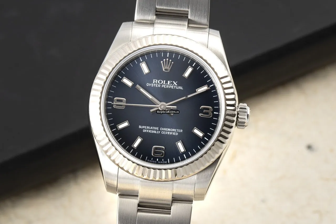 Fine Replica Rolex Oyster Perpetual 31 177234 Caliber 2231 Automatic Movement 31mm Gold/steel Case Womens Watch