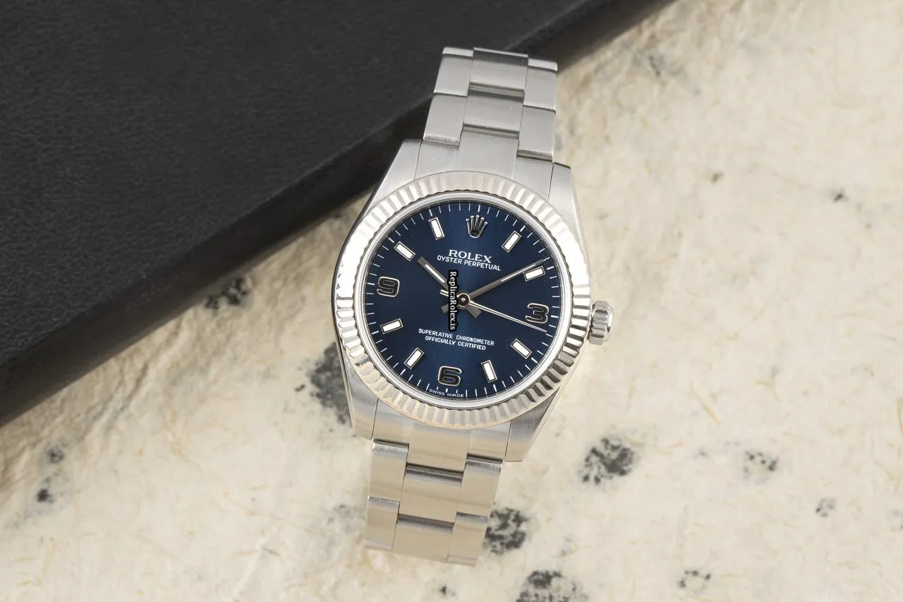 Fine Replica Rolex Oyster Perpetual 31 177234 Caliber 2231 Automatic Movement 31mm Gold/steel Case Womens Watch - Image 2