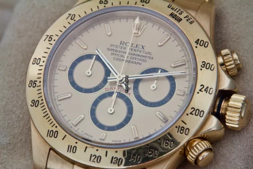 Affordable Fakes Rolex Daytona 16528 Caliber 4030 Automatic Movement 40mm Yellow Gold Case Mens/unisex Watch - Image 6