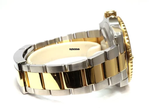 Distinctive Replica Rolex Submariner Date 116613lb Caliber 3135 Automatic Movement 40mm Gold/steel Case Mens/unisex Watch - Image 4