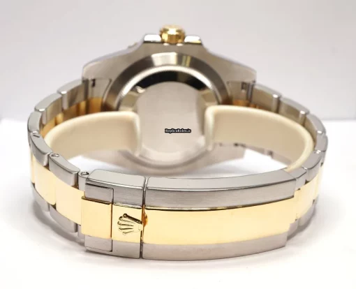 Distinctive Replica Rolex Submariner Date 116613lb Caliber 3135 Automatic Movement 40mm Gold/steel Case Mens/unisex Watch - Image 5