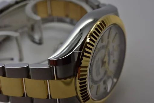Excellent Replica Rolex Sky-dweller 326933 Automatic Movement 42mm Gold/steel Case Mens/unisex Watch - Image 4