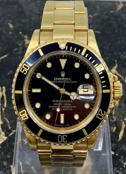 Perfect Copy Rolex Submariner Date 16618 Caliber 3135 Automatic Movement 40mm Yellow Gold Case Mens/unisex Watch