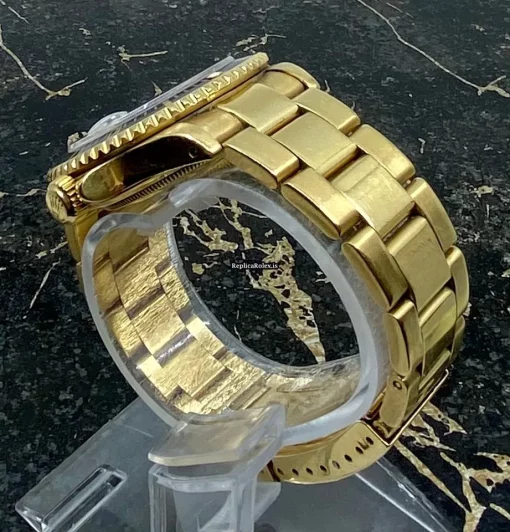 Perfect Copy Rolex Submariner Date 16618 Caliber 3135 Automatic Movement 40mm Yellow Gold Case Mens/unisex Watch - Image 6