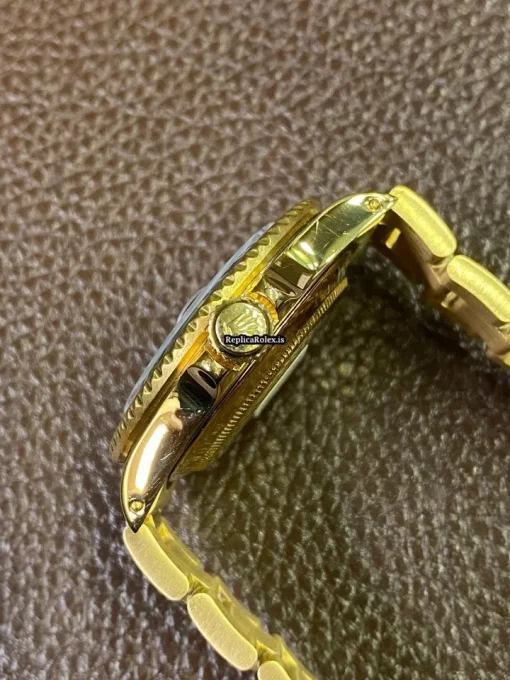 Fabulous Clone Rolex Submariner Date 16808 Automatic Movement Yellow Gold Case Mens/unisex Watch - Image 4