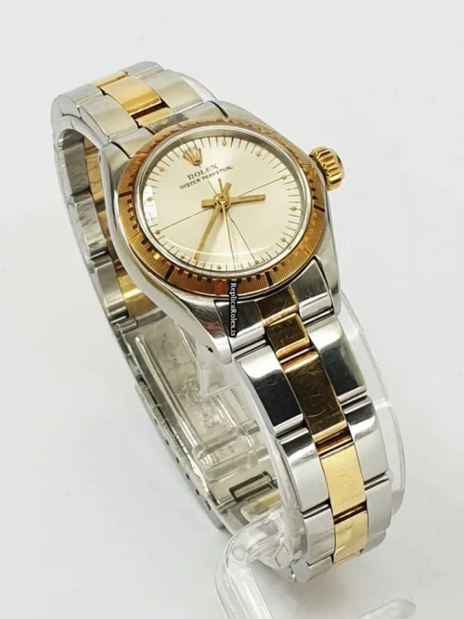 Remarkable Replica Rolex Oyster Perpetual 6724 Automatic Movement 26mm Yellow Gold Case Womens Watch