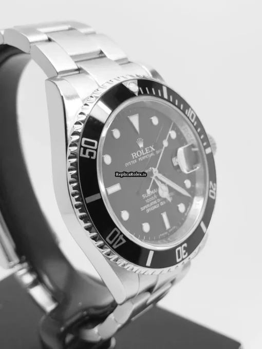 Suitable Replica Rolex Submariner Date 16610 Caliber 3135 Automatic Movement 40mm Steel Case Mens/unisex Watch - Image 10
