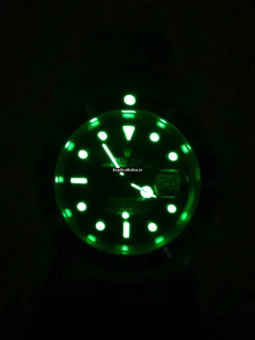 Suitable Replica Rolex Submariner Date 16610 Caliber 3135 Automatic Movement 40mm Steel Case Mens/unisex Watch - Image 15