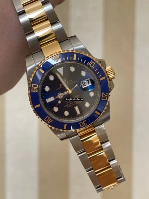 Good Copies Rolex Submariner Date 116613 Caliber 3135 Automatic Movement 40mm Gold/steel Case Mens/unisex Watch - Image 2
