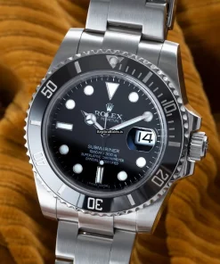 Trustworthy Replica Rolex Submariner Date 116613lb Caliber 3135 Automatic Movement 40mm Gold/steel Case Mens/unisex Watch