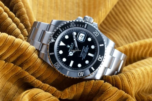 Trustworthy Replica Rolex Submariner Date 116613lb Caliber 3135 Automatic Movement 40mm Gold/steel Case Mens/unisex Watch - Image 3