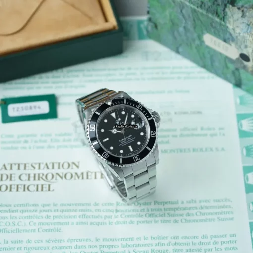 Fabulous Fakes Rolex Submariner Date 16610 Caliber 3135 Automatic Movement 40mm Steel Case Mens/unisex Watch - Image 3