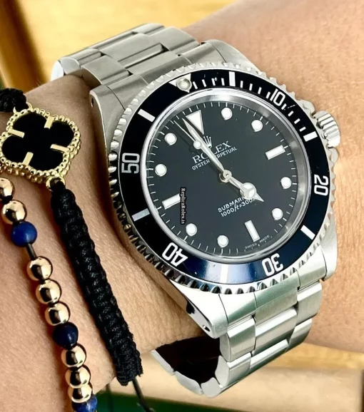 Affordable Fake Rolex Submariner 14060 Caliber 3000 Automatic Movement 40mm Steel Case Mens/unisex Watch