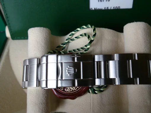 Inexpensive Replica Rolex Gmt-master II 16710 Automatic Movement Steel Case Watch - Image 10