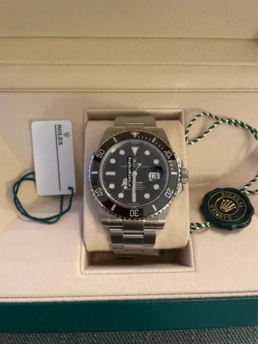 Quality Replica Rolex Submariner Date 126610ln Caliber 3235 Automatic Movement 41x40mm Steel Case Mens/unisex Watch - Image 11
