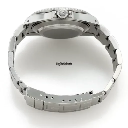 Reliable Replica Rolex Submariner Date 16610 Caliber 3135 Automatic Movement 40mm Steel Case Watch - Image 9