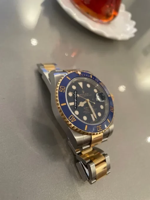 Reliable Replica Rolex Submariner Date 16613 Caliber 3135 Automatic Movement 40mm Gold/steel Case Mens/unisex Watch - Image 4