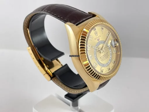 Lovely Replica Rolex Sky-dweller 326138 Caliber 9001 Automatic Movement 42mm Yellow Gold Case Mens/unisex Watch - Image 2