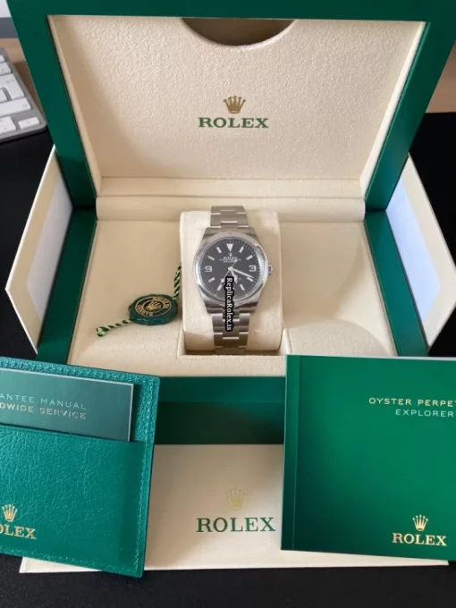 Lovely Replica Rolex Explorer 124270 Caliber 3230 Automatic Movement 36mm Steel Case Mens/unisex Watch - Image 3