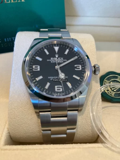 Lovely Replica Rolex Explorer 124270 Caliber 3230 Automatic Movement 36mm Steel Case Mens/unisex Watch - Image 9